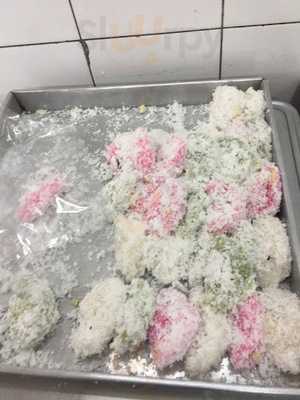 ร้านขนมหวานตลาดพลู