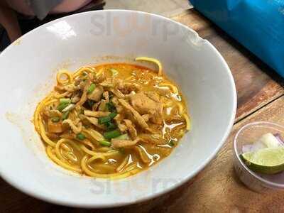 ก๋วยเตี๋ยว 12 ปันนา