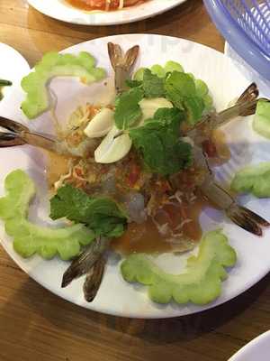 ร้านอาหาร แก้มลิง