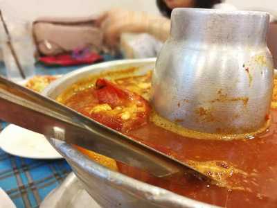 ร้านอาหาร แก้มลิง