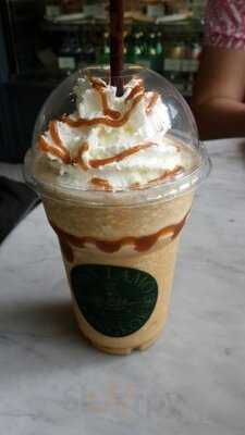 ร้านกาแฟ ริซ่าลาโม่