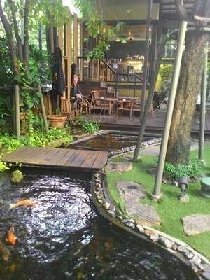 ร้านกาแฟ ริซ่าลาโม่