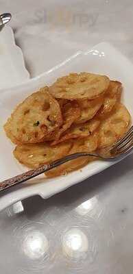 อำแดงไต้ฝุ่น