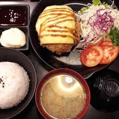 ร้านอาหารญี่ปุ่น คินนิกุกิวด้ง