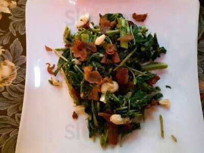 ร้านอาหาร กระเทียม