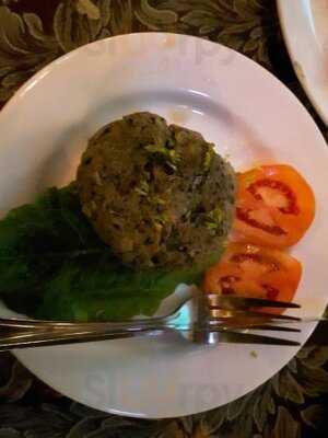 ร้านอาหาร กระเทียม