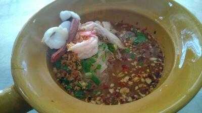 ร้านต้มยำน้ำลึก