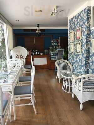 แคสเซียคาเฟ่แอนด์ทีรูม