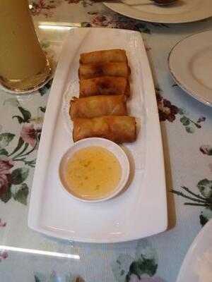 ร้านอาหาร สบายท้อง