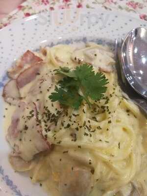 Akari Cafe & Tea Room