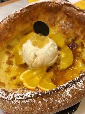 Lunar Nuna Korean Desserts Cafe