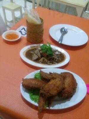 ร้านตำม่วน