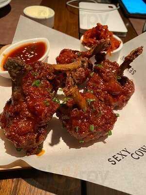 เซ็กซี่คาว ไพร์มสเต็กแอนด์ซีฟู๊ด