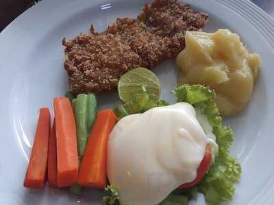 ร้านอาหาร สุคนธา