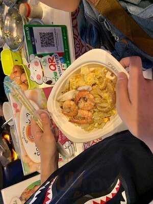 เพ้งโภชนา ราชาก๋วยเตี๋ยวคั่วไก่