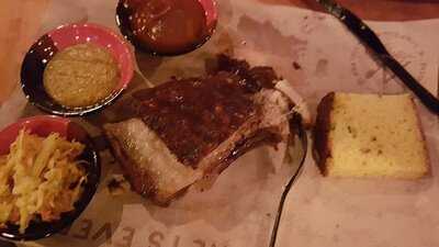 Ash Kickers Briskets & Bourbon