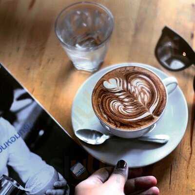 แอพเพรซโซ่ คอฟฟี่เฮ้าส์