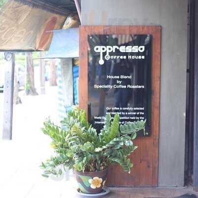 แอพเพรซโซ่ คอฟฟี่เฮ้าส์