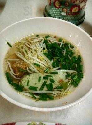 ร้านอาหาร เจริญพร (จึงอังลัก)