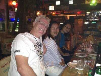 Mezzanine Bar & Restaurant Bangkok