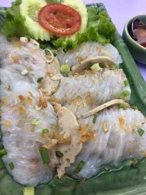 ร้านอาหาร มาดามออง