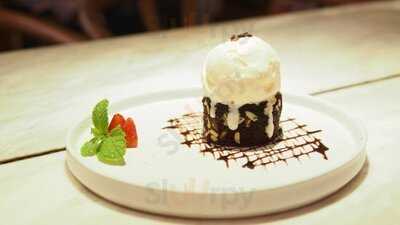 แฮทช์บายเจ๊ไข่