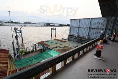 โป๊ะท่าเตียน