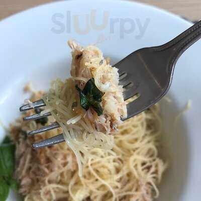 สกูซี่ พิซซ่า (เดอะ พรอมานาด)