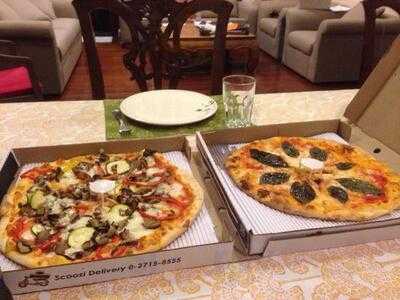 สกูซี่ พิซซ่า (เดอะ พรอมานาด)