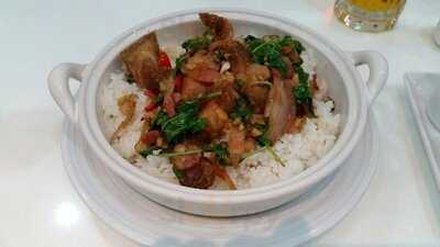 ร้านอาหาร ลีคาเฟ่