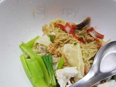 Wanton Noodle Pratunam