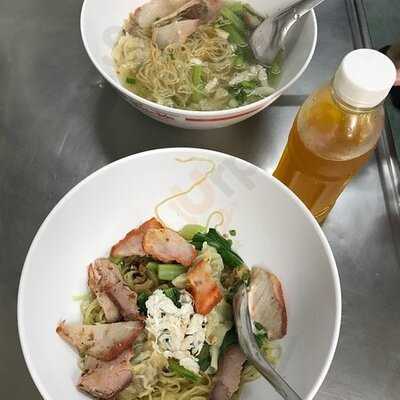 Wanton Noodle Pratunam