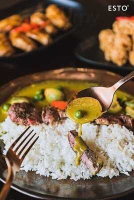 Tossakan Thai Curry House