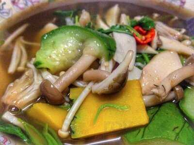 ต๊ะต่อนยอน อาหารเหนือ