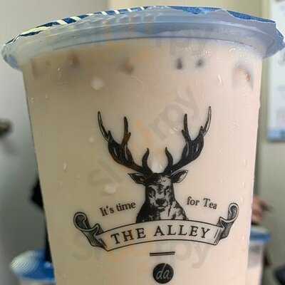 The Alley Central World