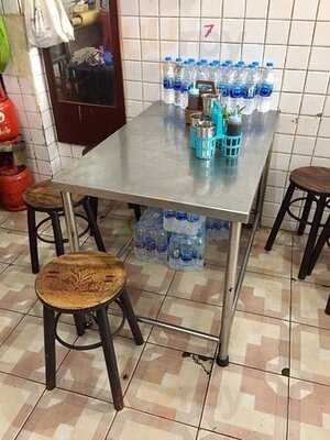 ข้าวหมูแดงนายชุน