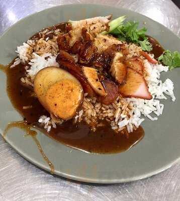 ข้าวหมูแดงนายชุน