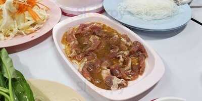 ร้านเฉลิมนคร สุกี้-หมูกะทะ