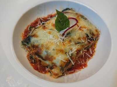 มาร์การิต้า เรสเทอรองค์แอนด์บาร์