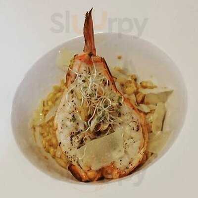 มาร์การิต้า เรสเทอรองค์แอนด์บาร์