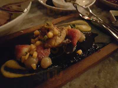 Grotto Champaign And Wine Bar