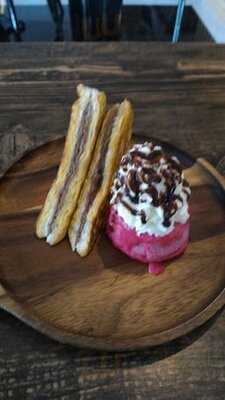 Restaurant (golden Foyer Bangkok)