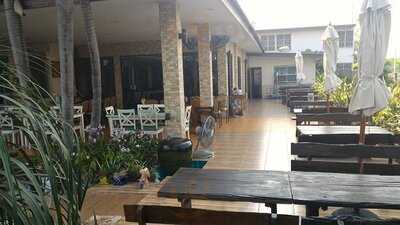 Restaurant (golden Foyer Bangkok)