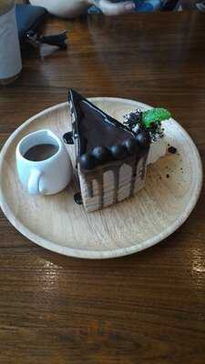 Restaurant (golden Foyer Bangkok)