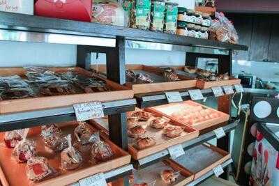 ยูอาร์สเตชั่น ร้านกาแฟ