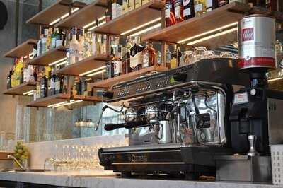 Blend Bistro & Wine Bar : Asoke