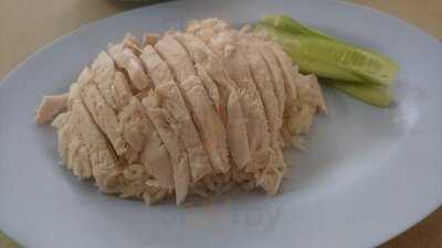 ข้าวมันไก่สมปอง คลองเตย