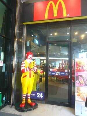 แมคคาเฟ่