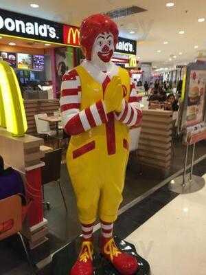 แมคคาเฟ่