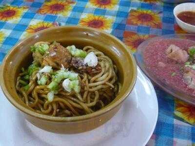 ร้านอาหาร แหลมทองโภชนา